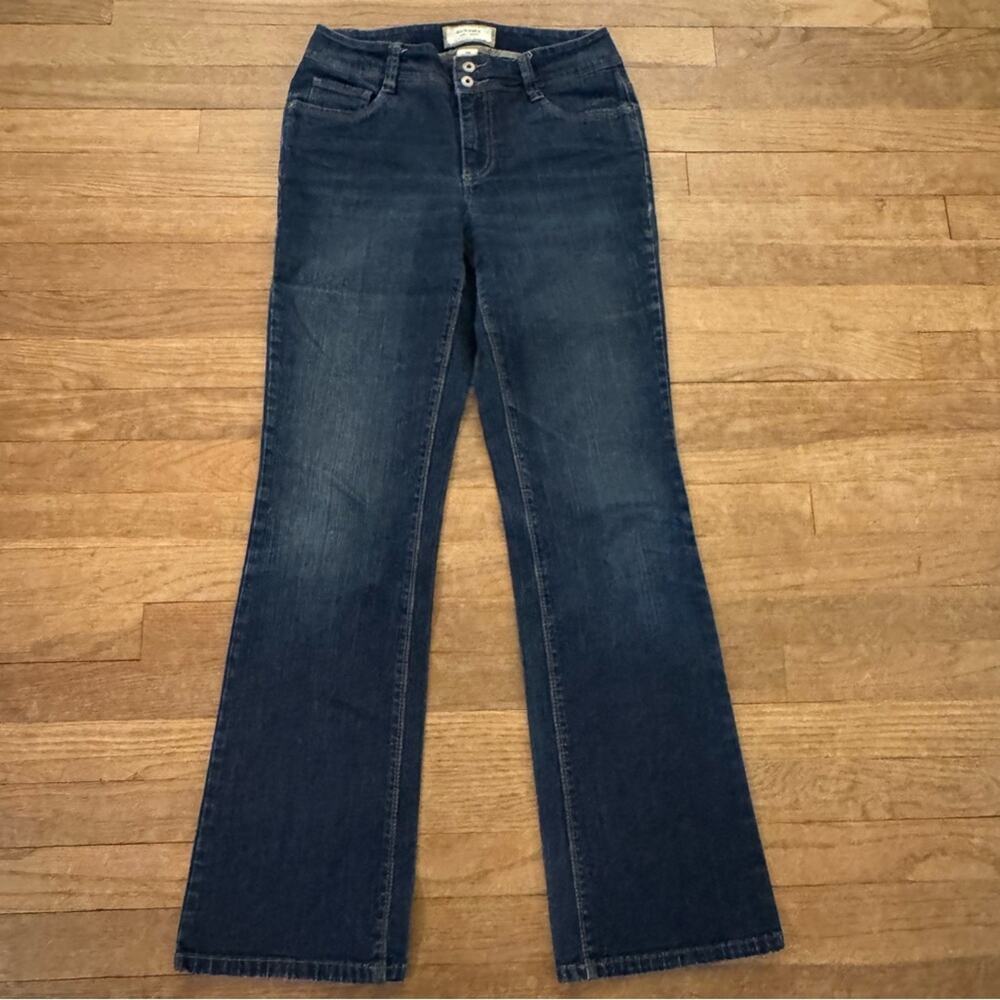 Sonoma Original Fit dark wash mid rise boot cut jeans pants size 6
b46